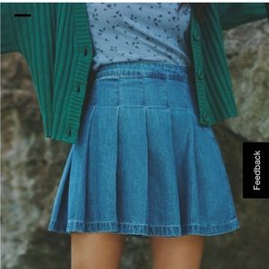 American Eagle Denim Pleated Mini Skirt 4 Women’s Blue Indigo Waters 6841.